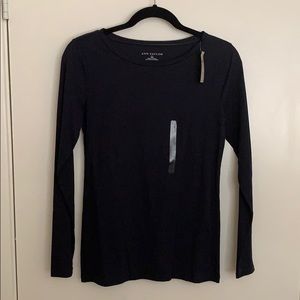 Long sleeve Crewneck Tshirt
